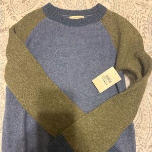 Nordstrom Crewneck Sweater in Blue and Olive